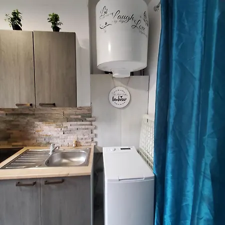 Studio Douillet Centre Port Apartment